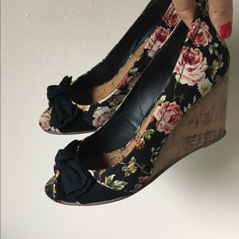 [Rampage] Wedges *like NEW*